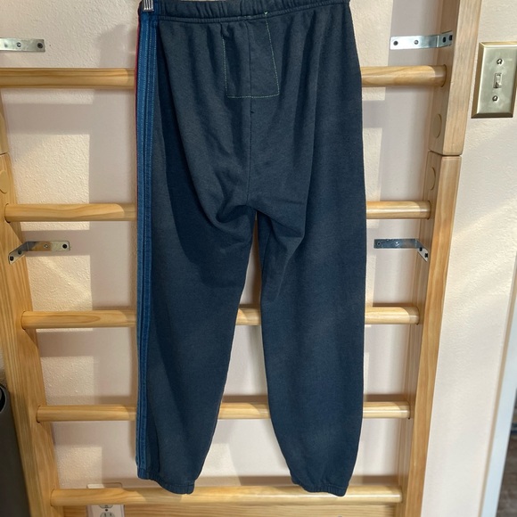 AV charcoal sweats - Picture 7 of 7